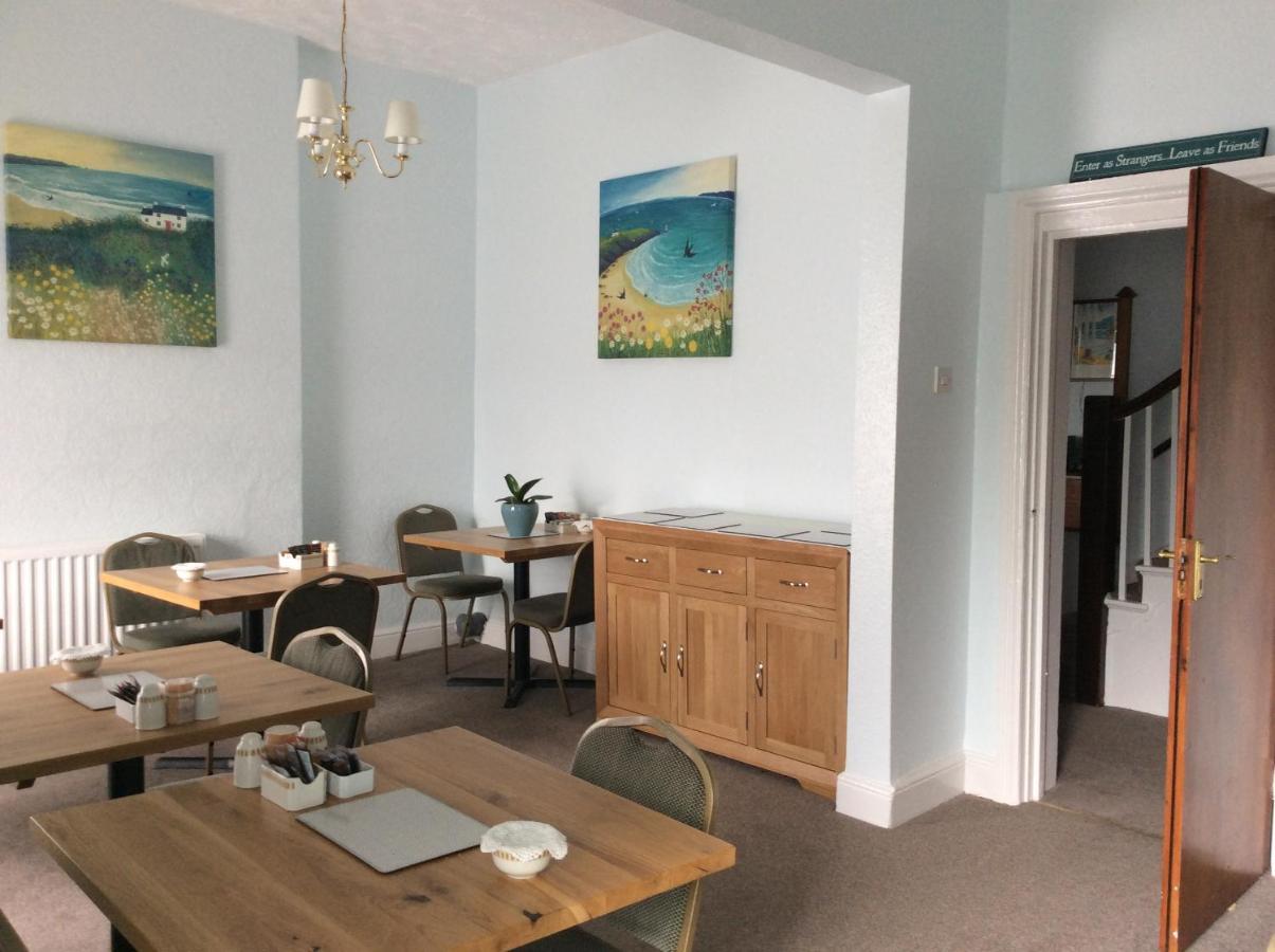 Bed and Breakfast Frosty Towers Llandudno Esterno foto